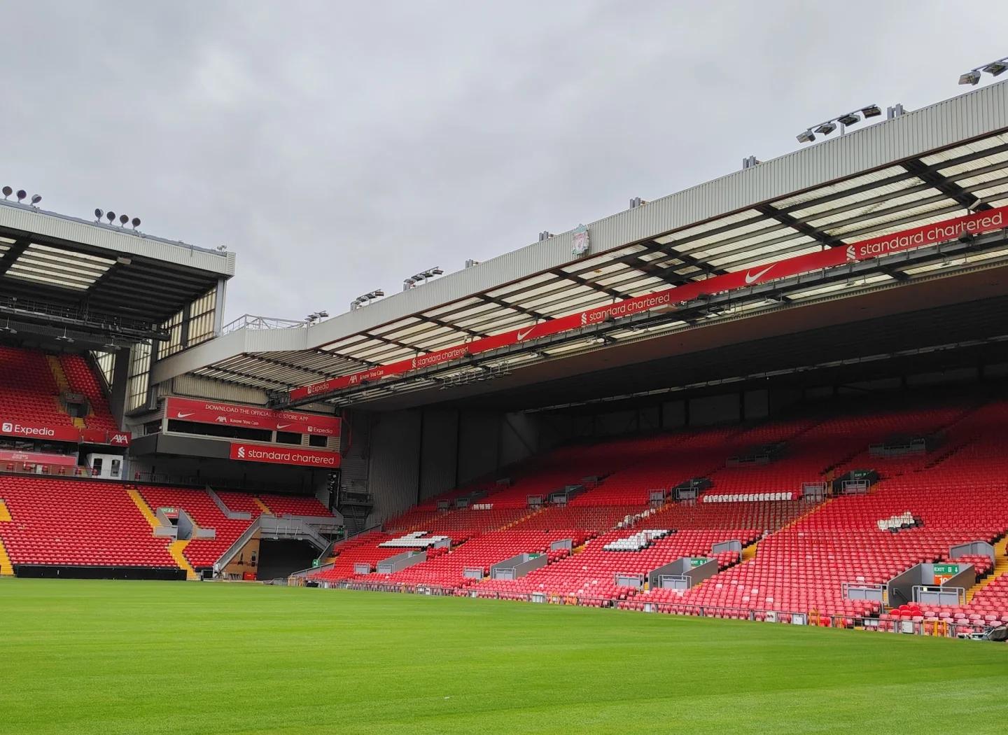 意天空：孔蒂与球员有摩擦，上轮赛后发火是因为他感觉到背叛（意天空：孔蒂与球员关系紧张，上轮赛后怒火因自感被背叛）