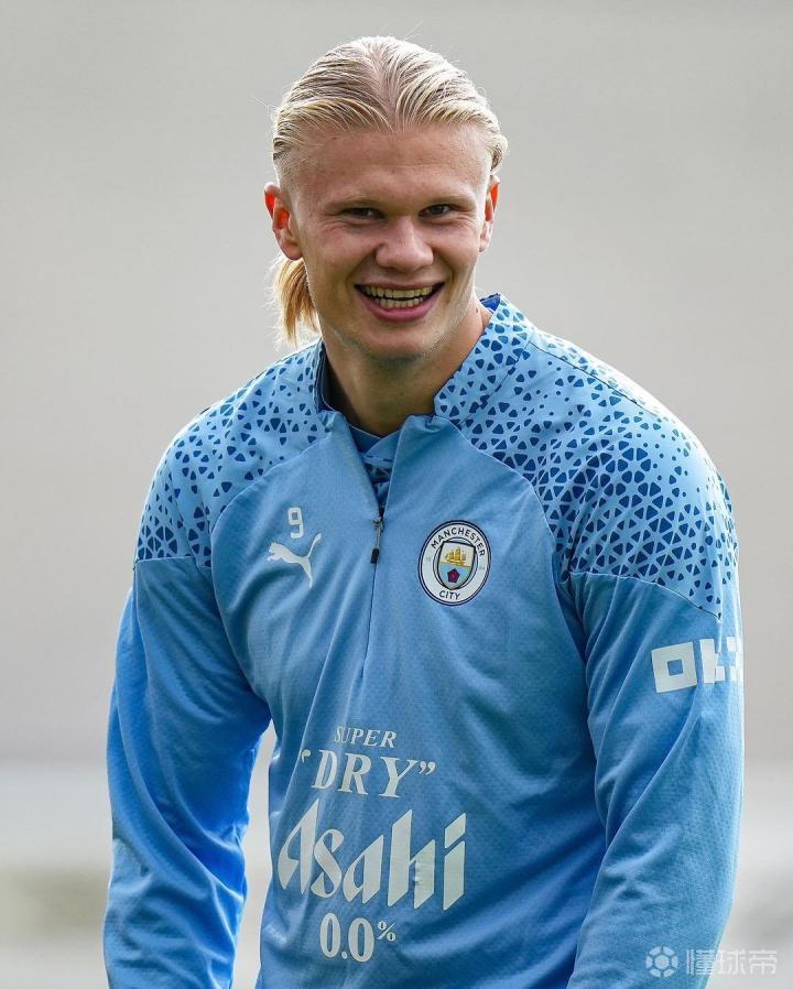 法尔克：拜仁对于帕续约越来越有信心，金钱并非关键因素