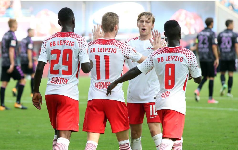 每体：巴萨对莱比锡边锋努萨感兴趣，球探负责人已到现场考察