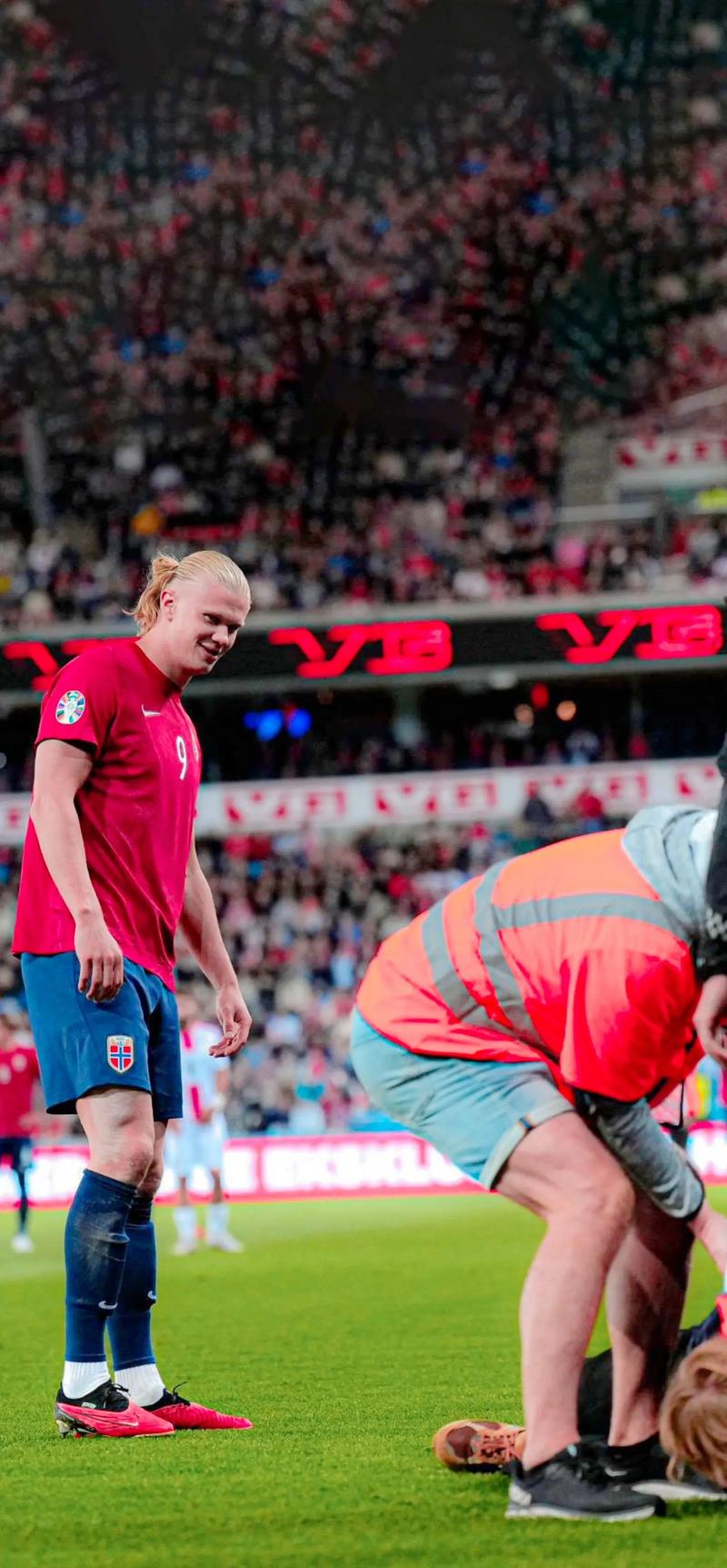 北青：邵佳一现场全程观看熊猫杯，并获得了选材参考依据