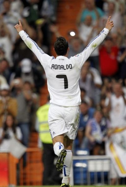 罗马诺：哈托已完成体检，今天与切尔西签约7年