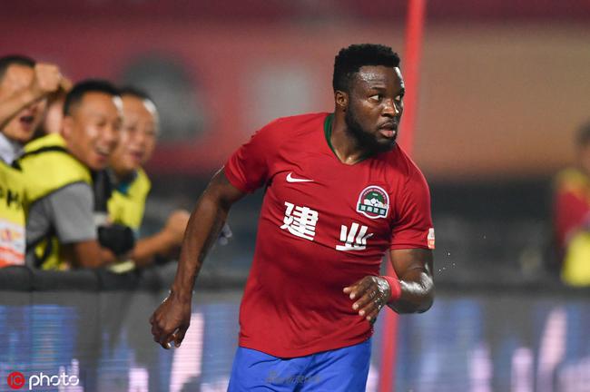 曾被切尔西青训抛弃! 卫报：赖斯势头正盛，前教练称他能竞争金球（从切尔西青训被淘汰到高光时刻：卫报称赖斯状态火热，前教练看好他冲击金球奖）