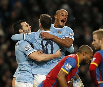 以全新视角回顾AC米兰对阵罗马的比赛📽️🔴⚫