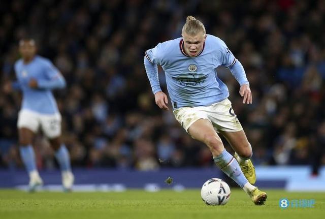 云南1-0西海岸斩获3连胜，奥斯卡助攻恩里克闪击（云南1比0力克西海岸豪取三连胜，奥斯卡助攻恩里克闪电破门）